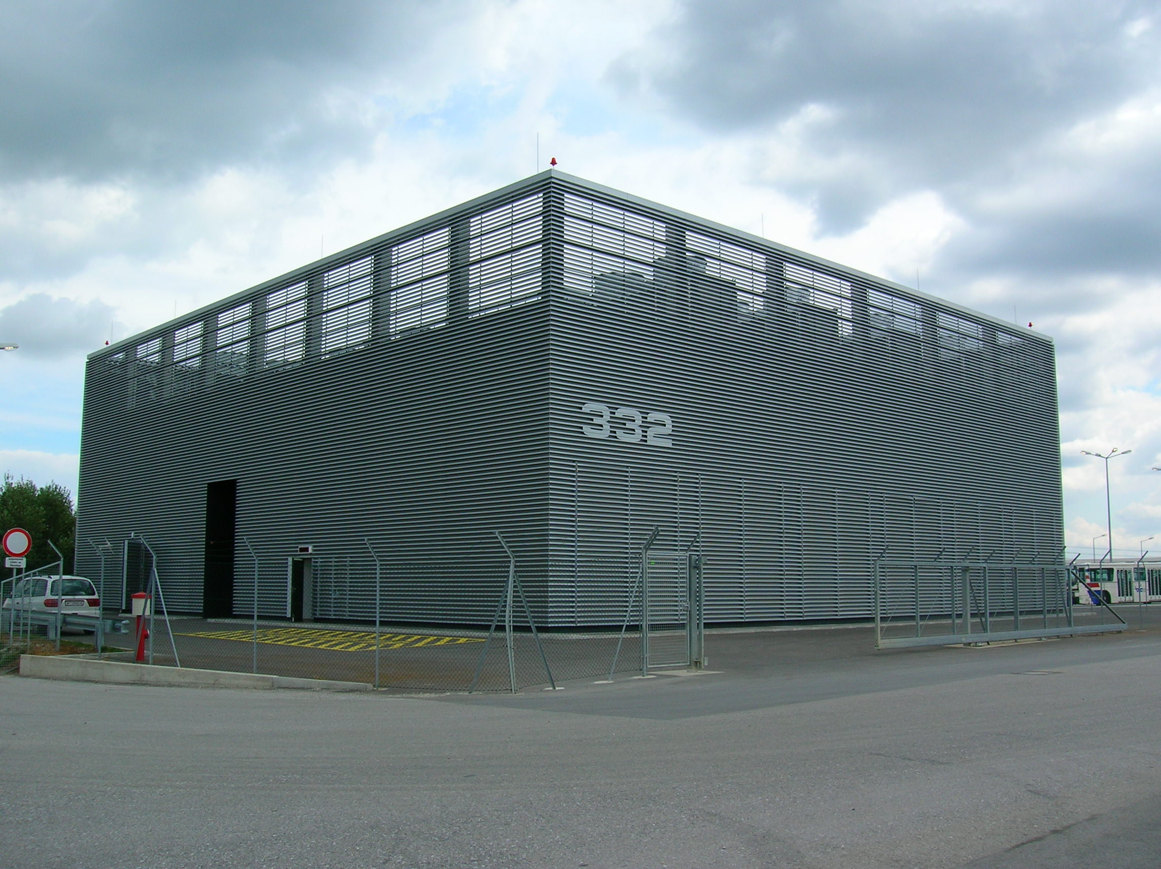 VIE, Infrastrukturgebäude Nord-Ost (IBNO)
