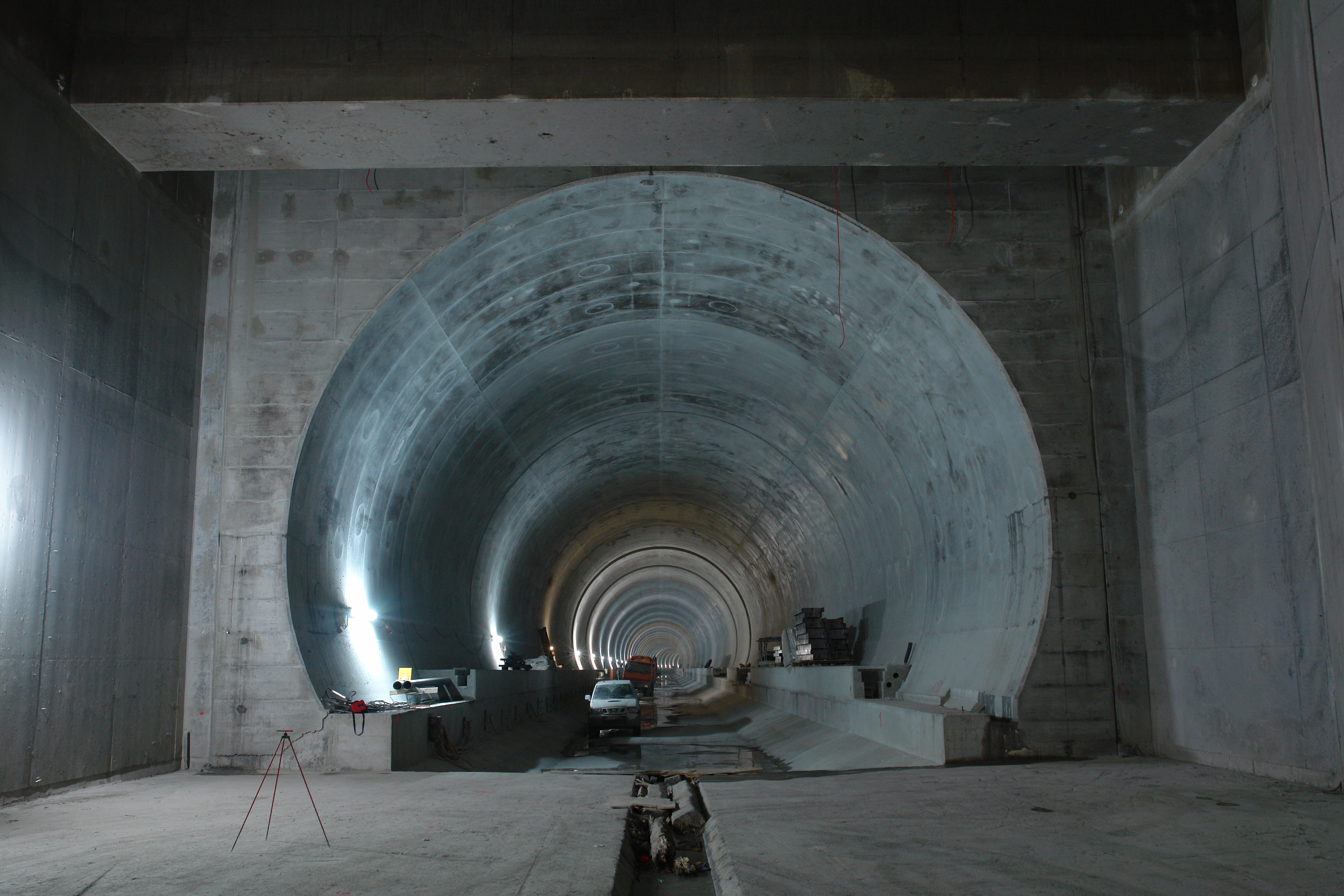 Lainzer Tunnel, LT 33 - Maxing