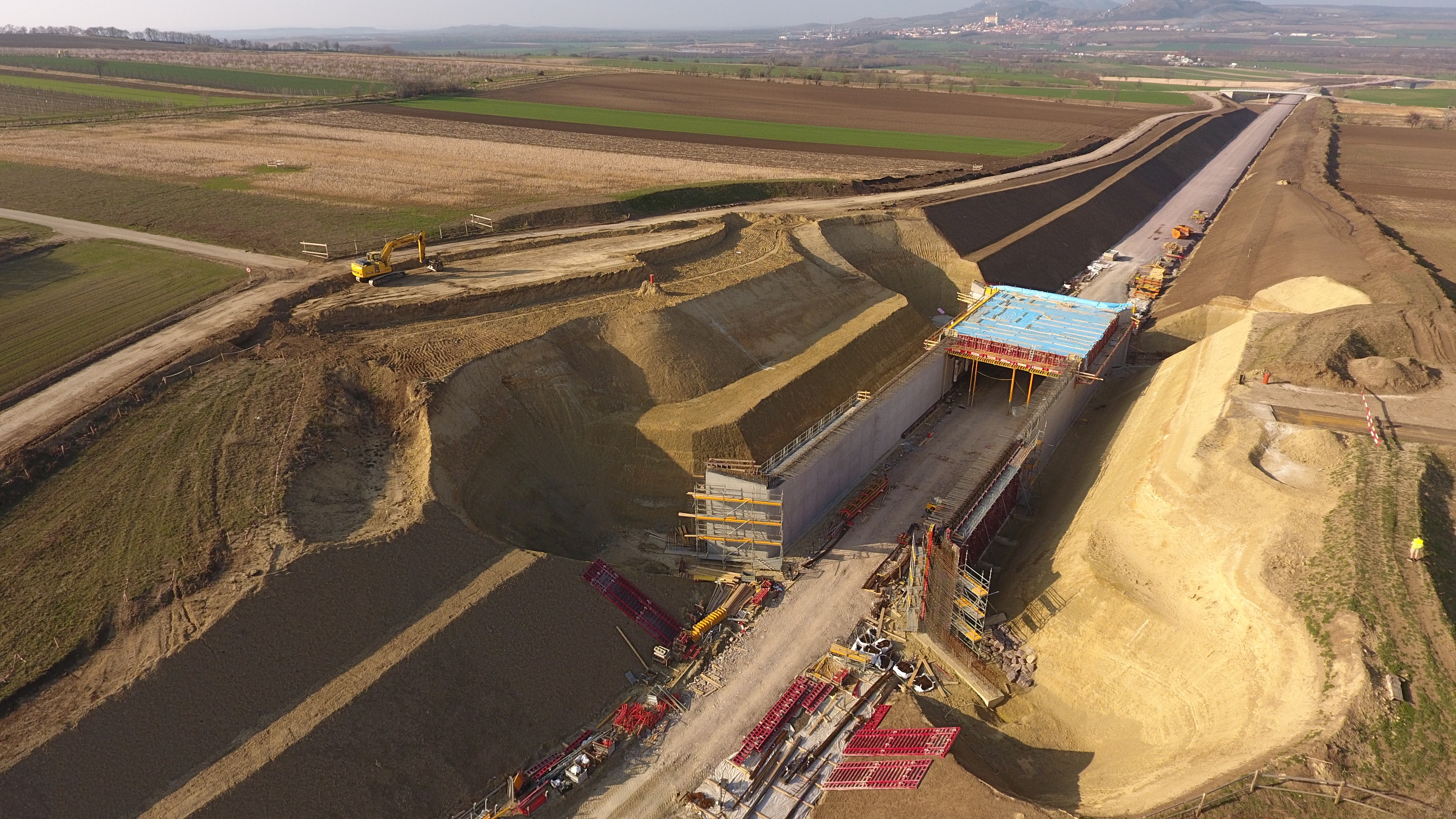 A5 Nord Autobahn, Umfahrung Drasenhofen